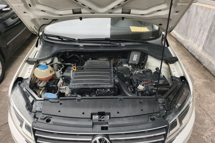 Volkswagen Santana 2017 immagine di auto #22