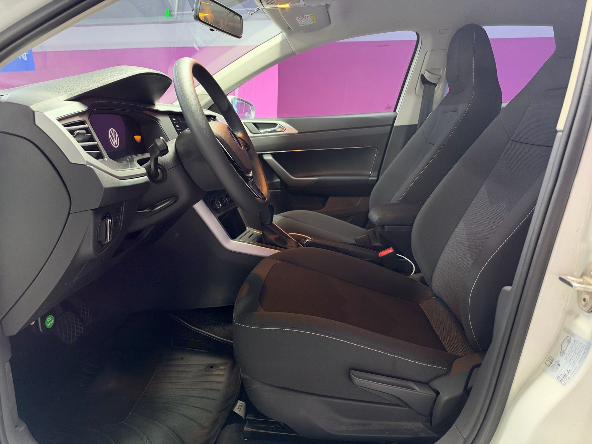 Volkswagen Polo 2023 #4 Volkswagen Polo 2023 صورة سيارة #4