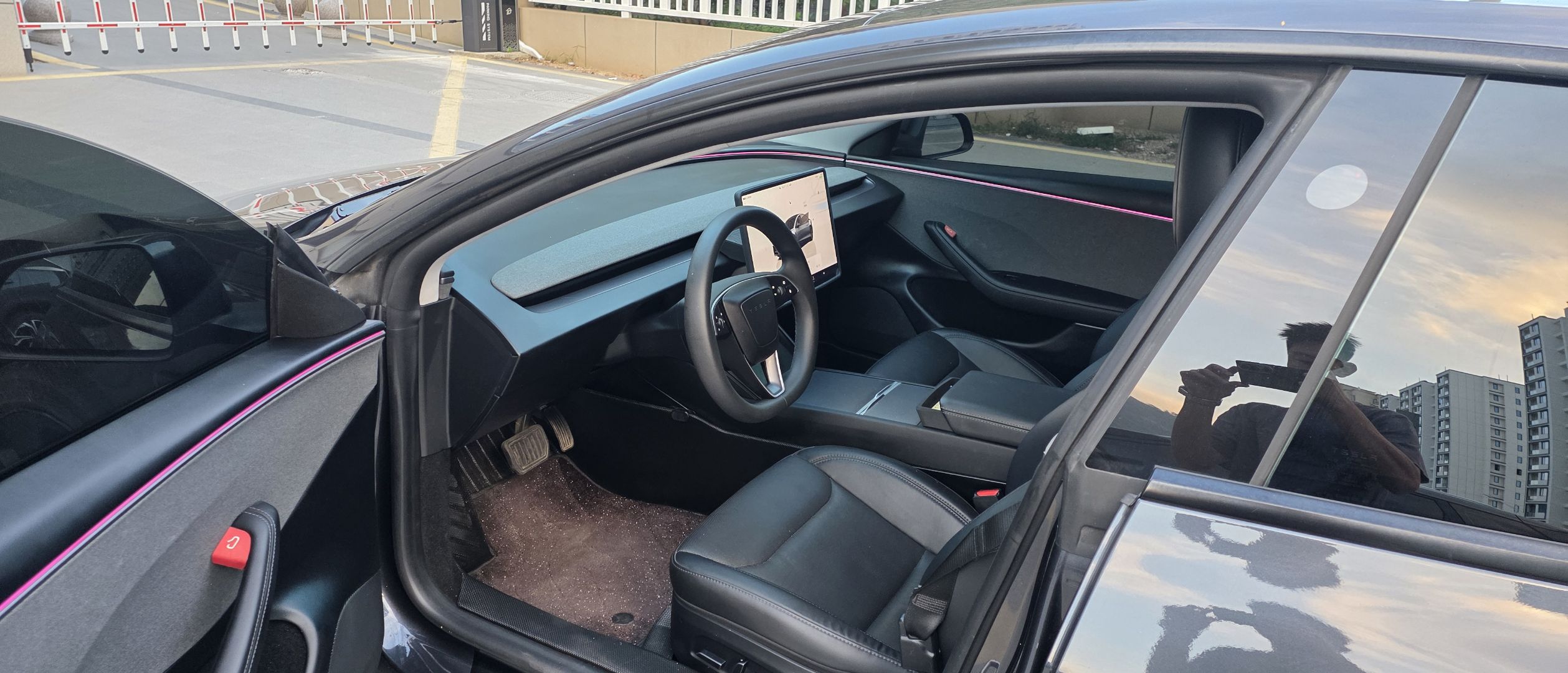 Tesla Model 3 2025 immagine di auto #6
