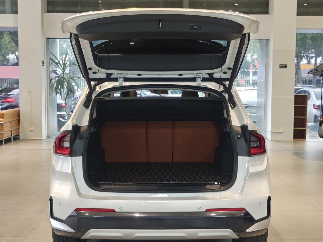 BMW X1 2023 car image #13