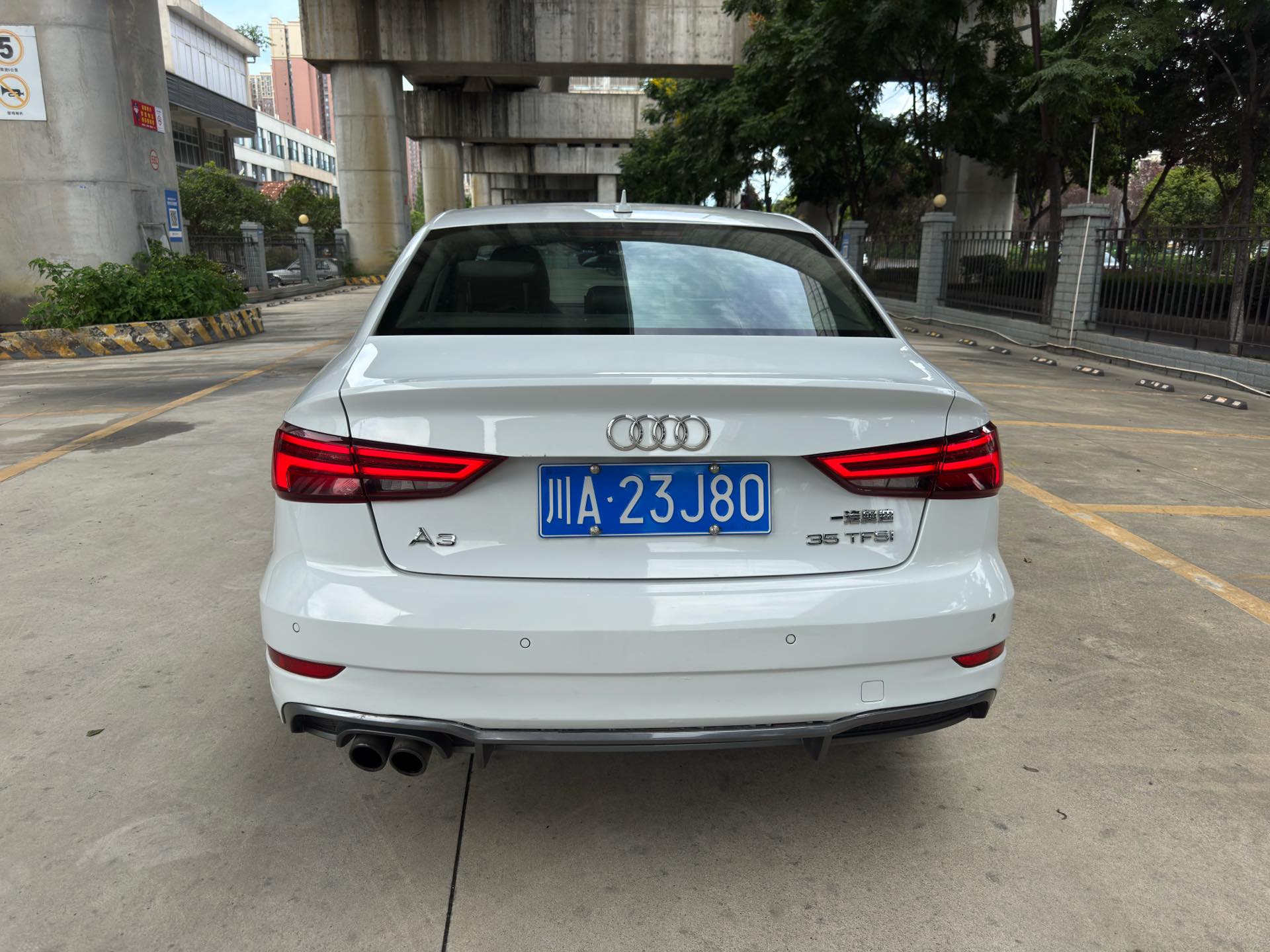 Audi A3 2018 car image #6
