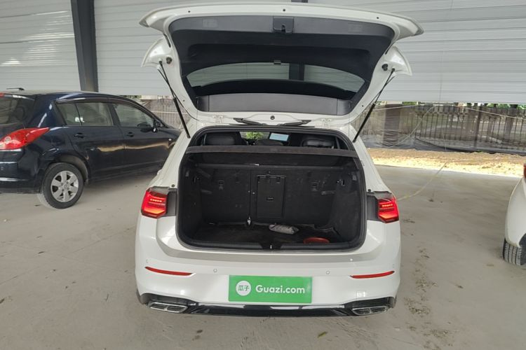 Volkswagen Golf 2022 car image #19