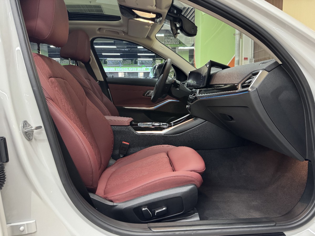 BMW i3 2024 #10 BMW i3 2024 صورة سيارة #10