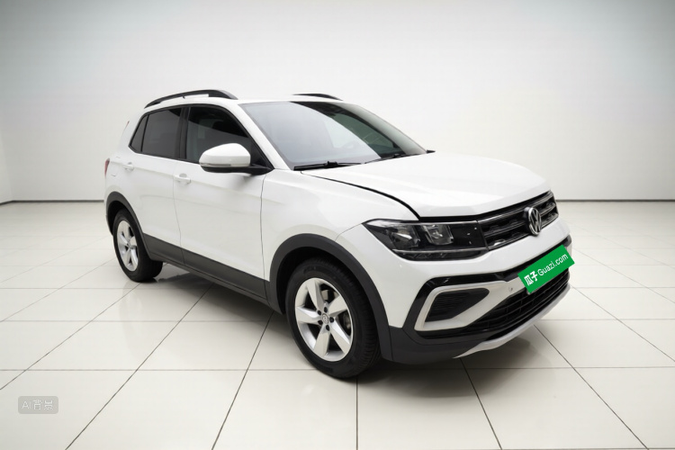 Volkswagen T-Cross 2019 #4 Volkswagen T-Cross 2019 car image #4