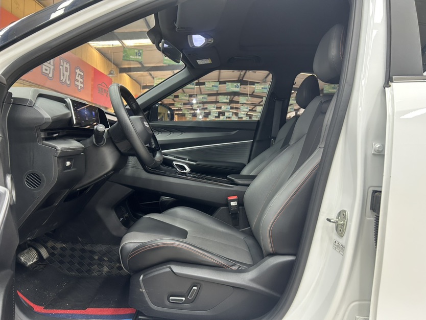 GEELY Boyue 2024 #4 GEELY Boyue 2024 immagine di auto #4