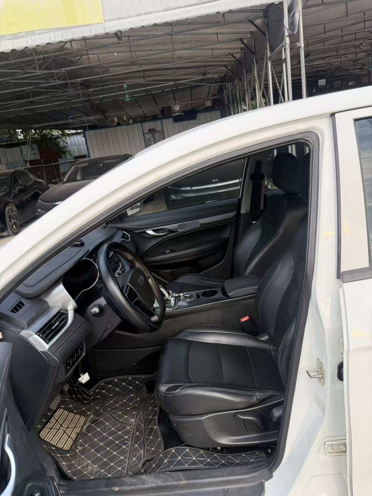 GEELY Emgrand New Energy 2019 car image #7