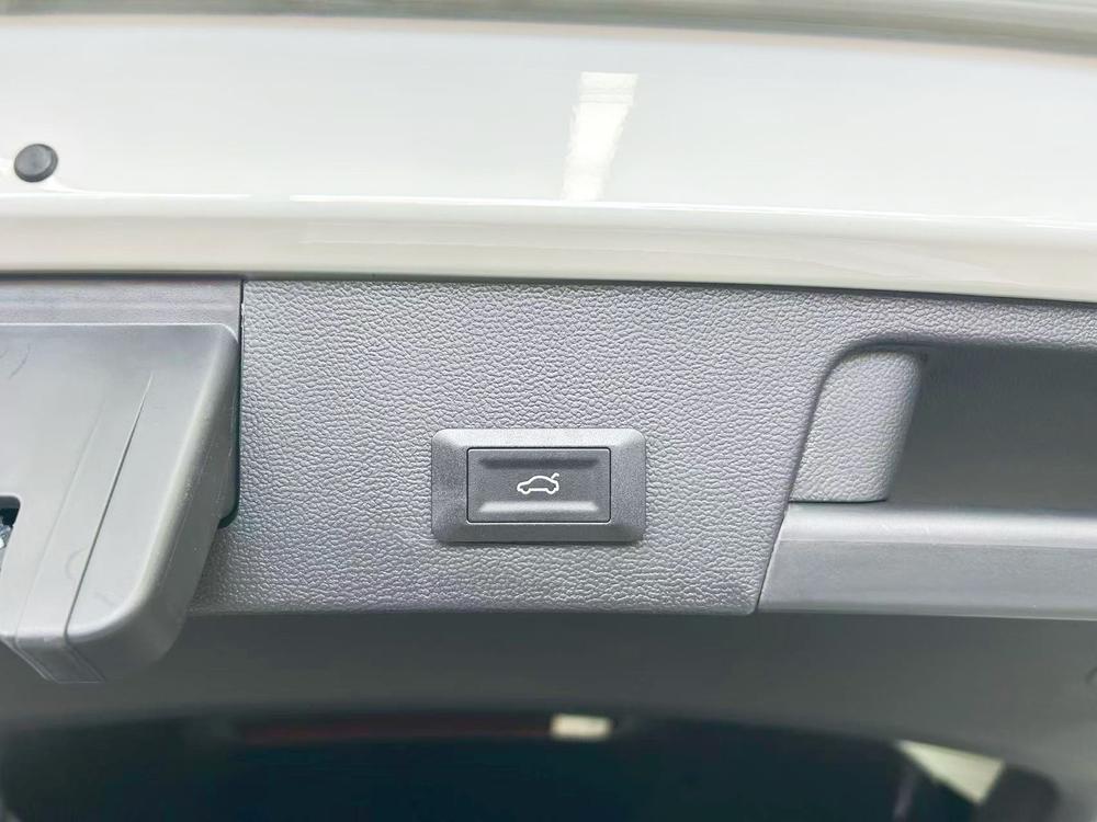 Volkswagen Tharu 2026 car image #13