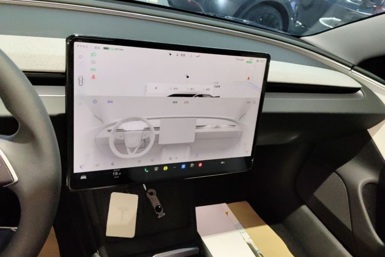 Tesla Model 3 2024 #14 Tesla Model 3 2024 car image #14