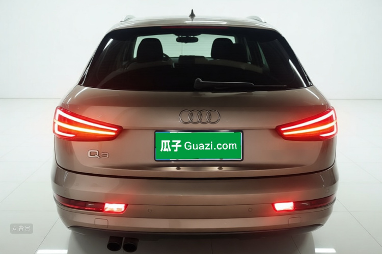 Audi Q3 2018 car image #6