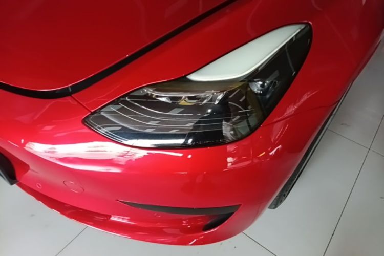 Tesla Model 3 2022 car image #23