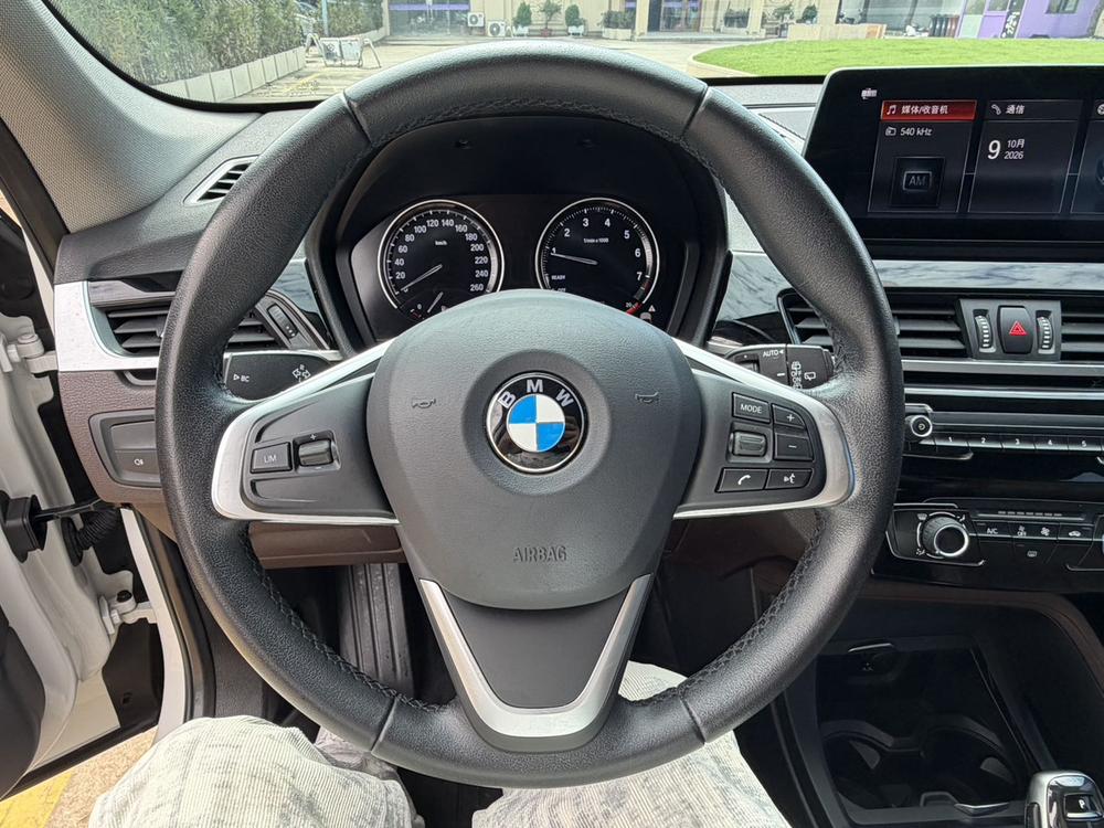 BMW X1 2021 car image #14