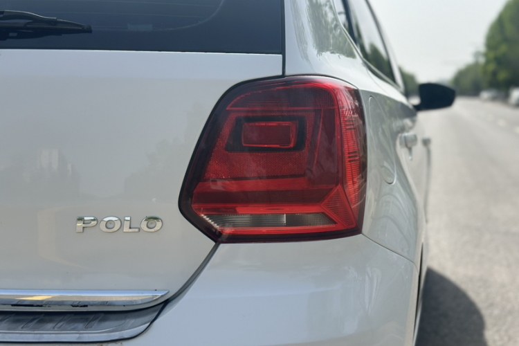 Volkswagen Polo 2017 #8 Volkswagen Polo 2017 car image #8