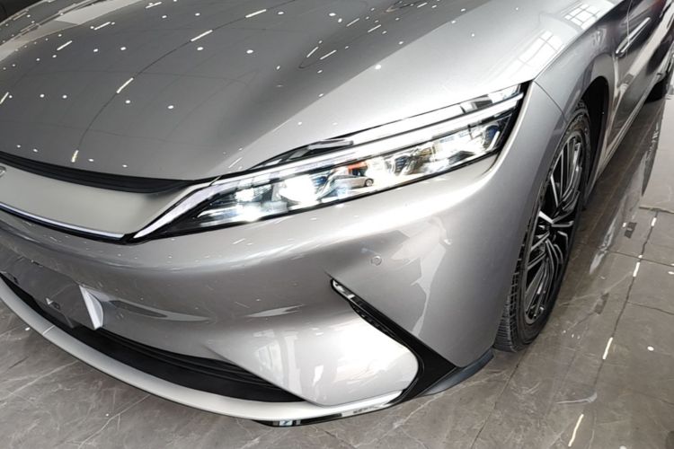 BYD Han 2023 car image #23