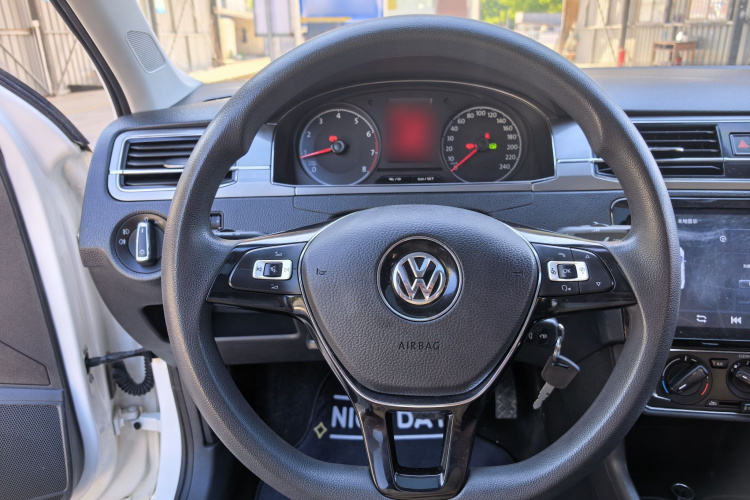 Volkswagen Santana 2018 #17 Volkswagen Santana 2018 car image #17