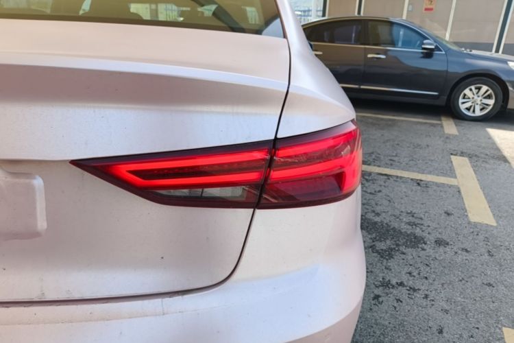 Audi A3 2019 immagine di auto #8