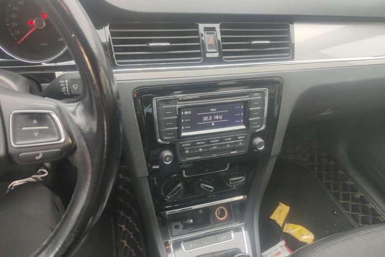 Volkswagen Bora 2016 immagine di auto #13