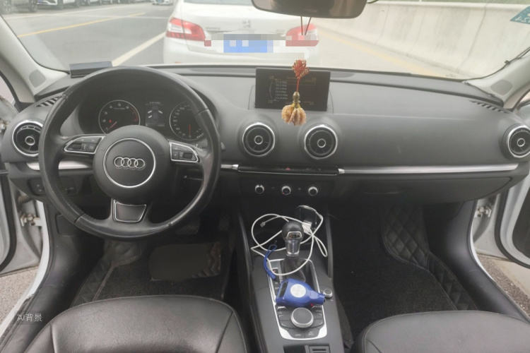 Audi A3 2016 изображение автомобиля #11