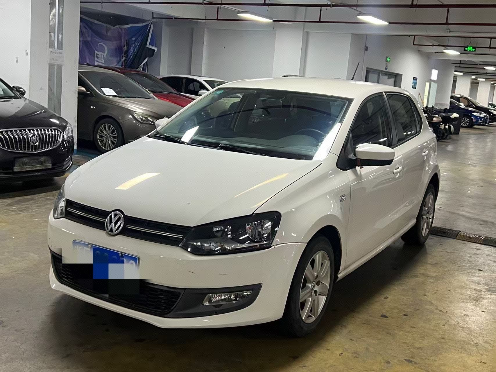 Volkswagen Polo 2013 car image 
