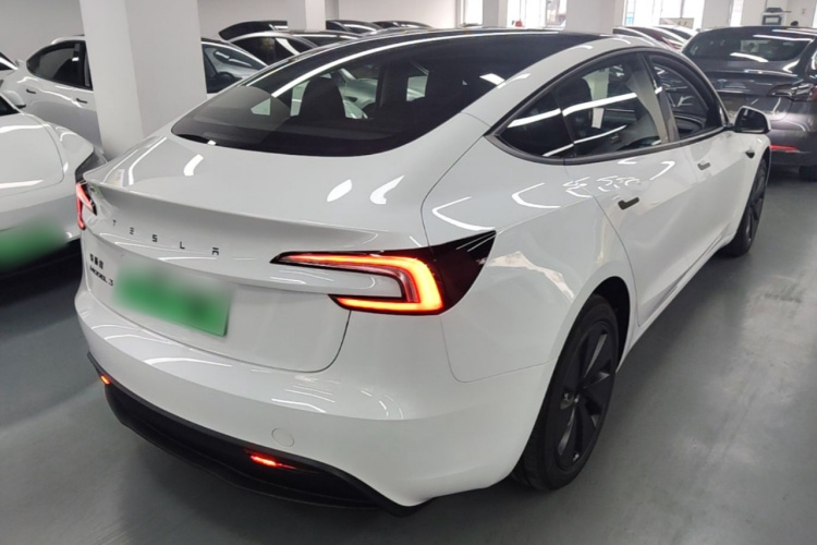 Tesla Model 3 2026 #5 Tesla Model 3 2026 car image #5