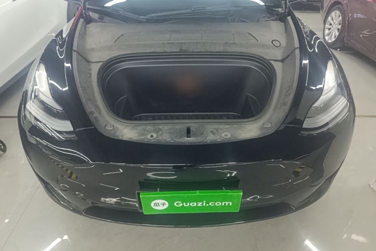 Tesla Model Y 2023 #20 Tesla Model Y 2023 car image #20