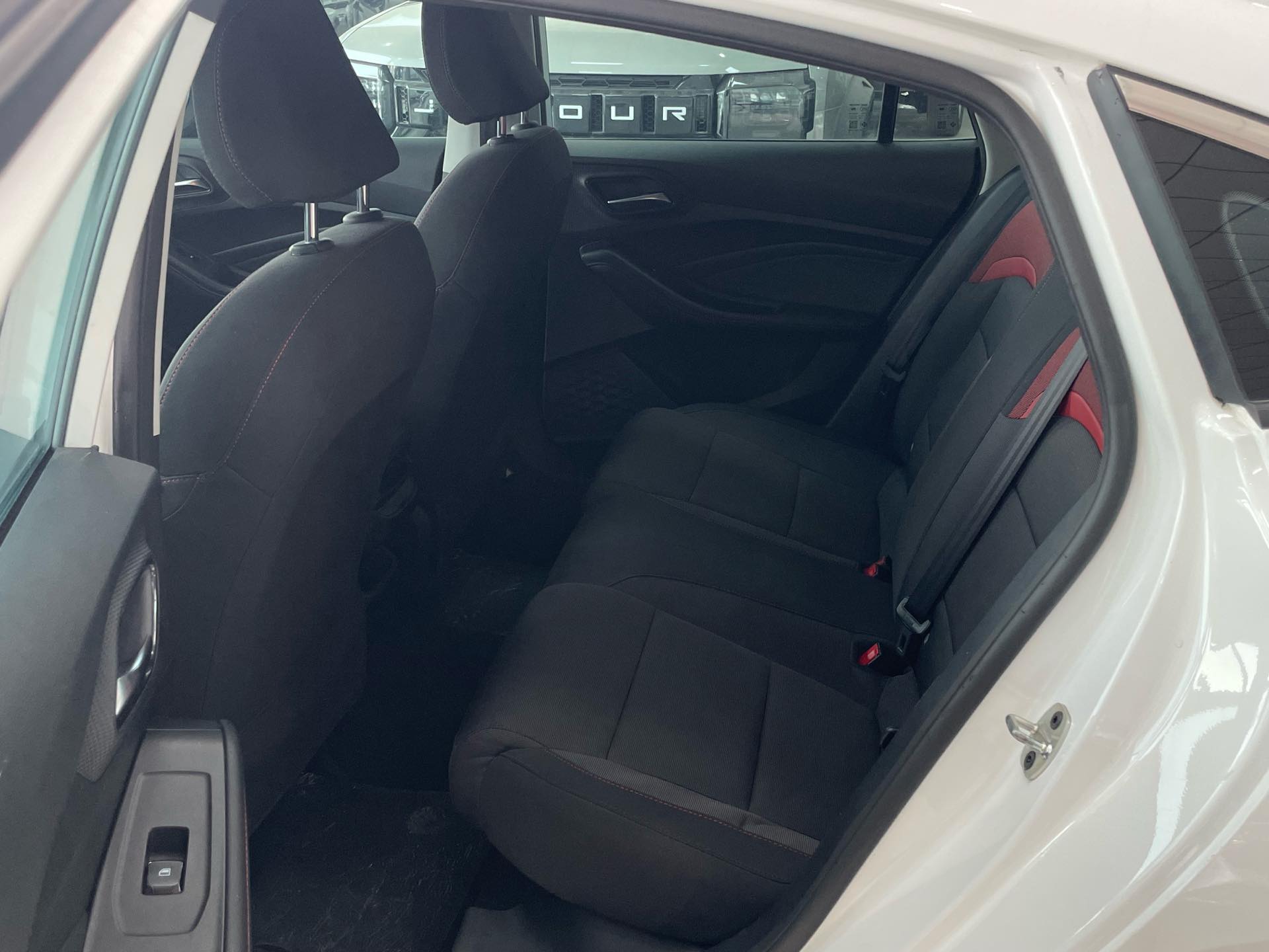 MG 5 2023 car image #5