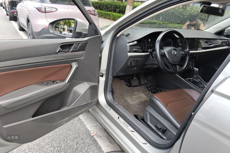 Volkswagen Lavida 2019 car image #18