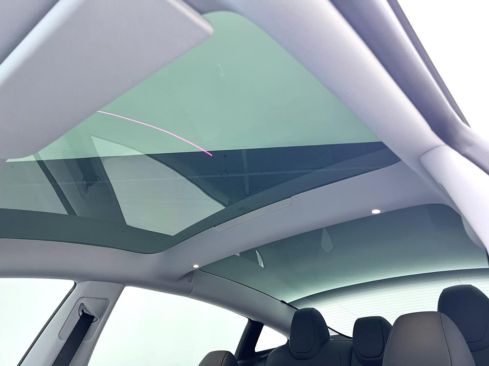 Tesla Model 3 2025 car image #19
