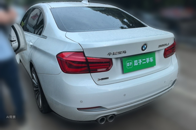 BMW 3 Series 2019 car image #5