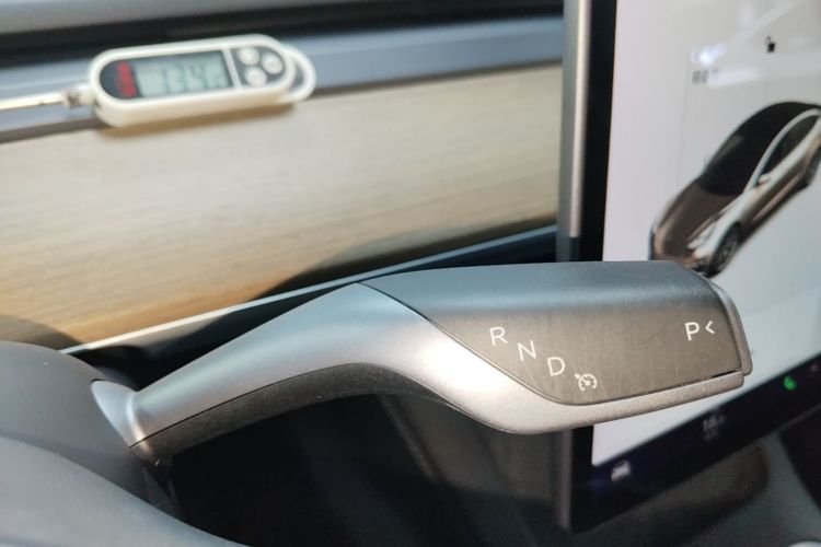 Tesla Model 3 2021 #18 Tesla Model 3 2021 car image #18