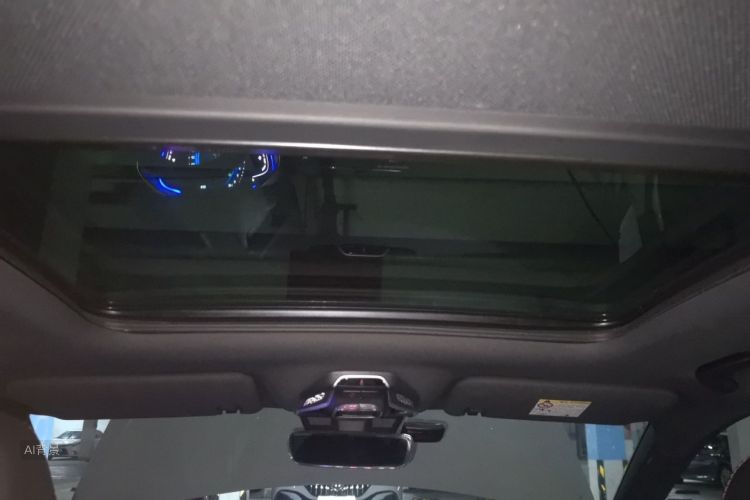 GEELY Coolray 2019 car image #20