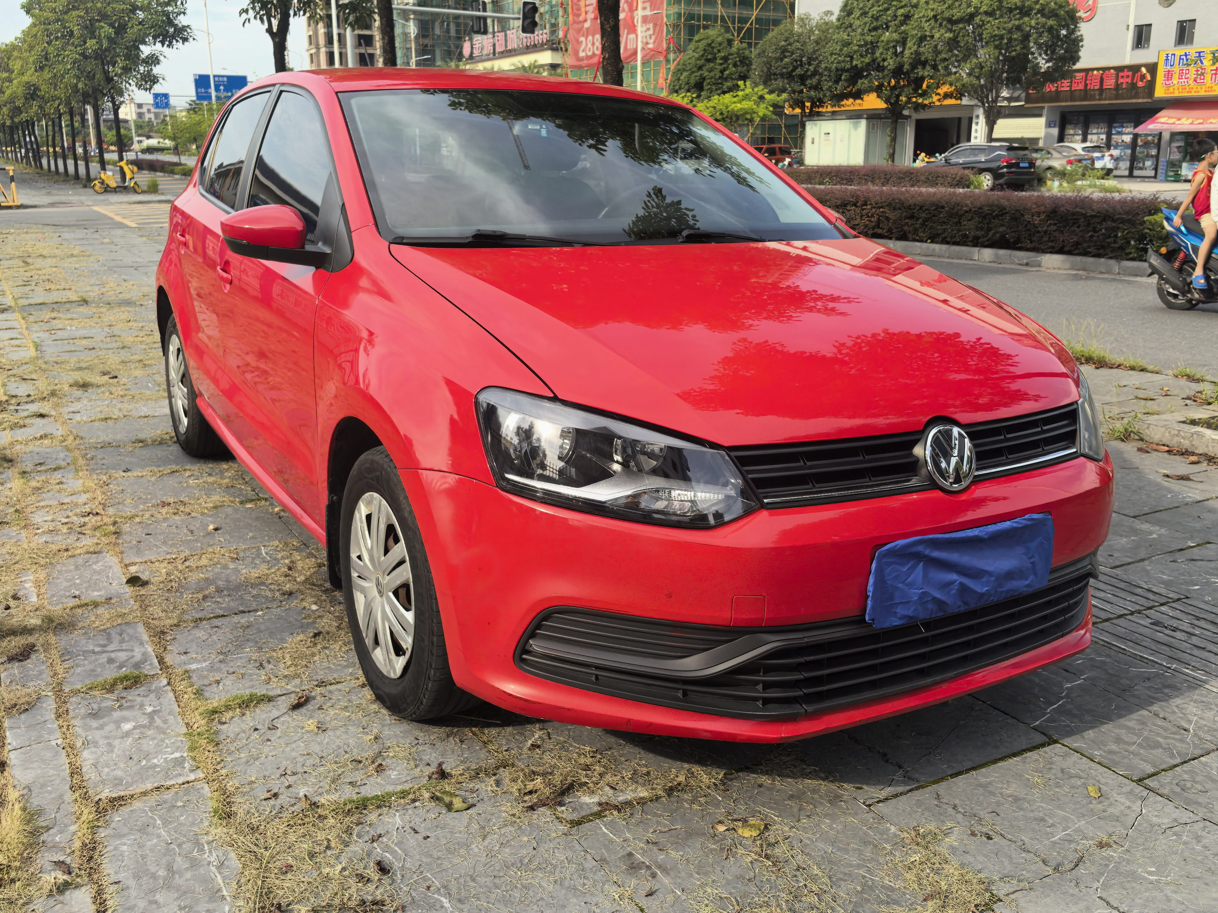 Volkswagen Polo 2016 Volkswagen Polo 2016 car image