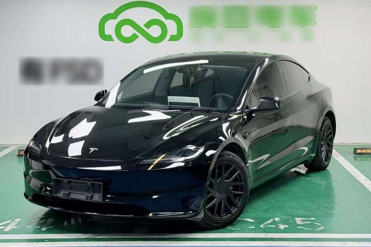 Tesla Model 3 2023 car image #2