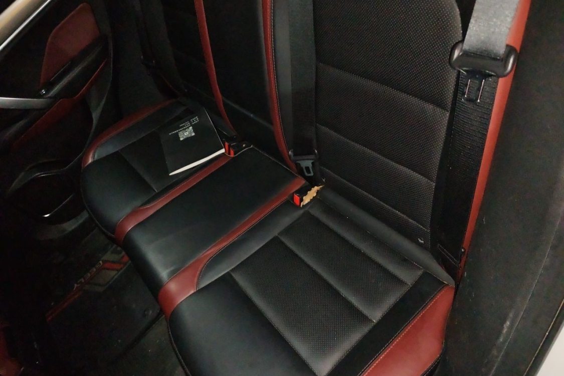 GEELY Coolray 2019 immagine di auto #19
