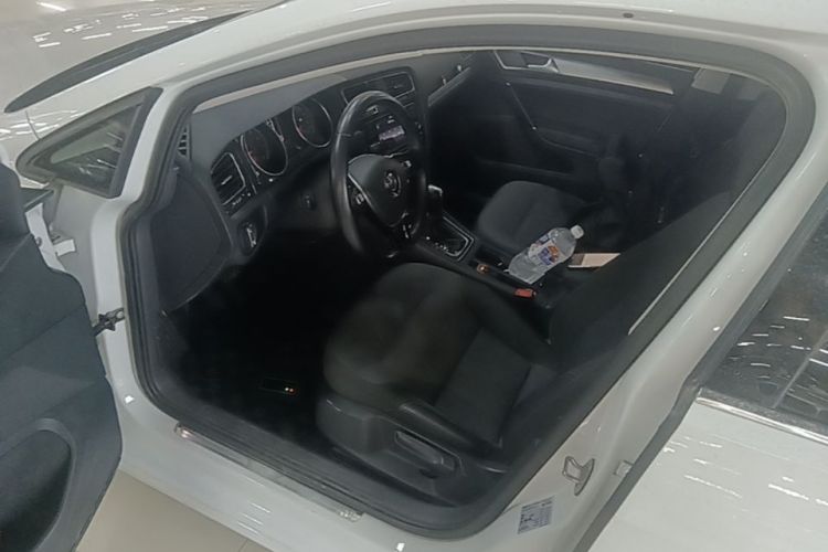 Volkswagen Golf 2018 #16 Volkswagen Golf 2018 car image #16