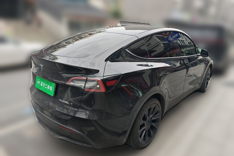 Tesla Model Y 2022 #7 Tesla Model Y 2022 car image #7