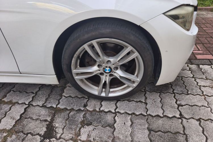 BMW 3 Series 2016 car image #6