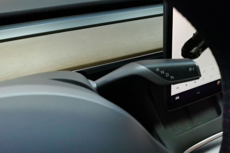 Tesla Model 3 2021 car image #14
