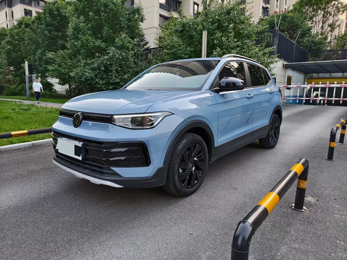 2024 2024 car image