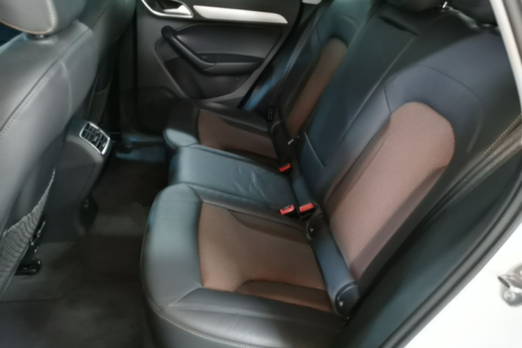 Audi Q3 2018 #17 Audi Q3 2018 car image #17