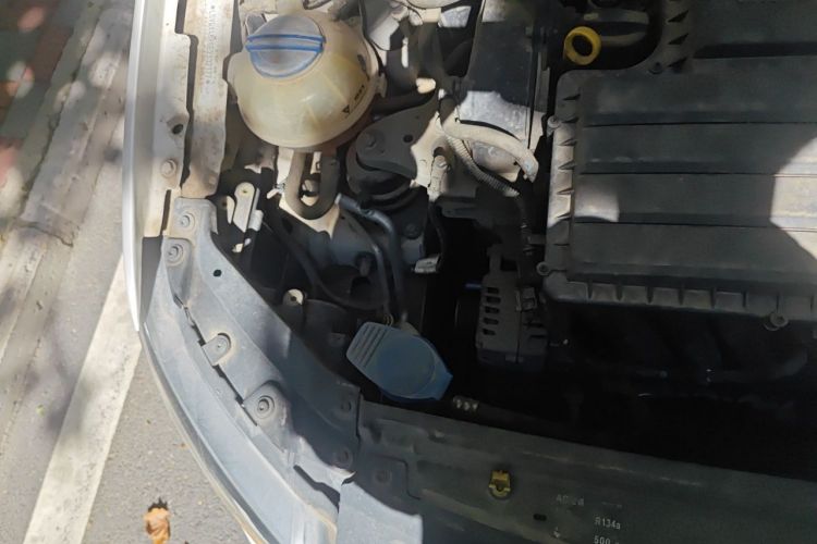 Volkswagen Polo 2014 car image #22