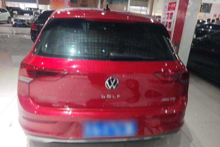Volkswagen Golf 2022 car image #6