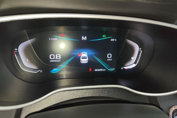GEELY Emgrand 2019 car image #12