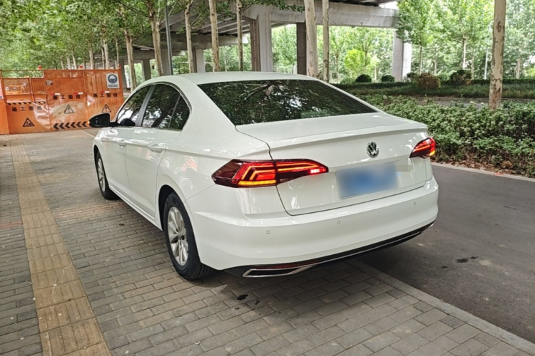 Volkswagen Bora 2020 car image #5