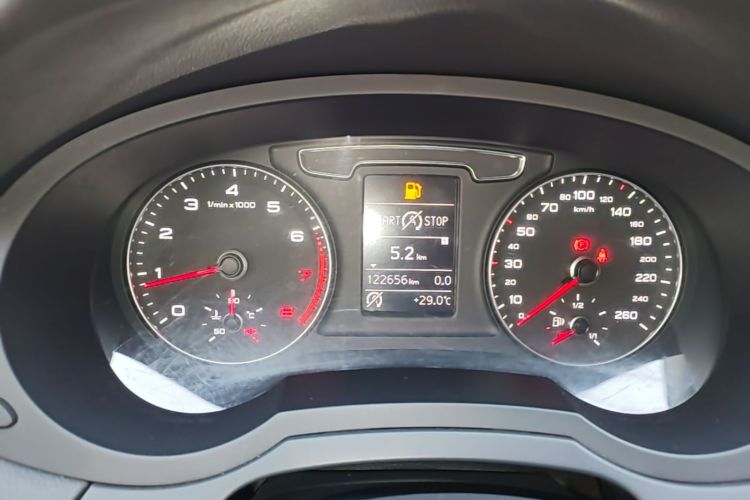 Audi Q3 2017 #12 Audi Q3 2017 car image #12