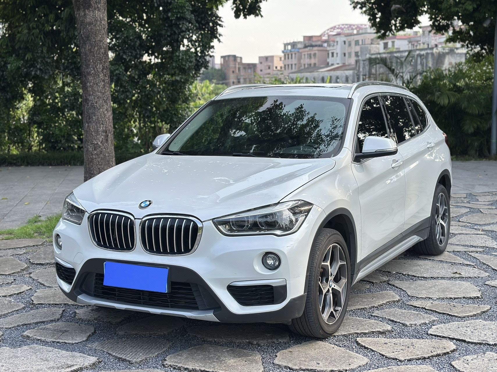 2018 2018 car image