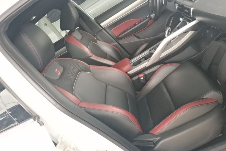 GEELY Coolray 2019 #24 GEELY Coolray 2019 car image #24