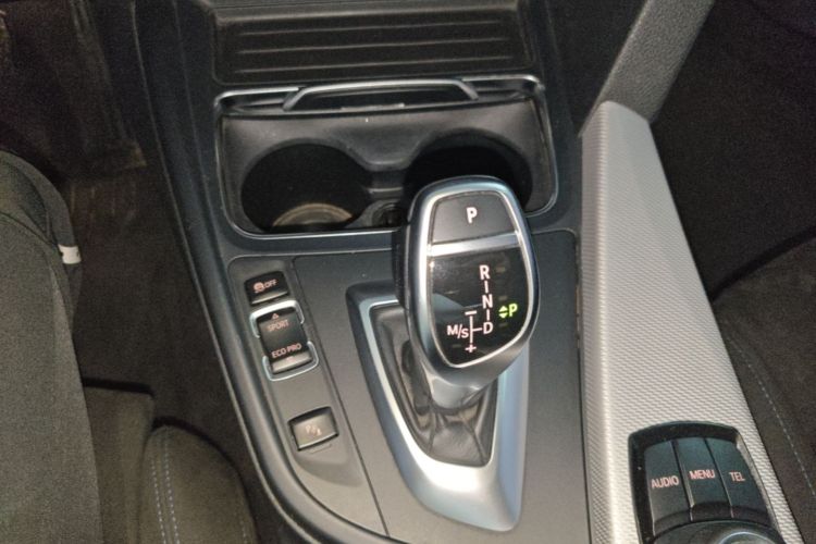 BMW 3 Series 2016 car image #14