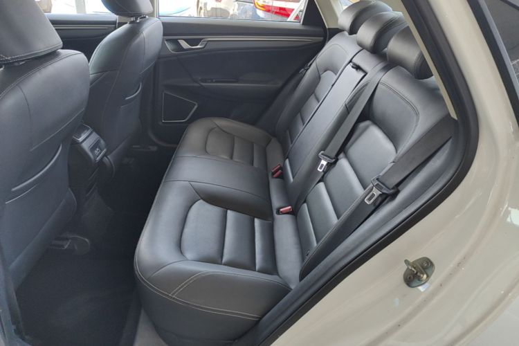 GEELY Emgrand GL 2018 #13 GEELY Emgrand GL 2018 image de voiture #13