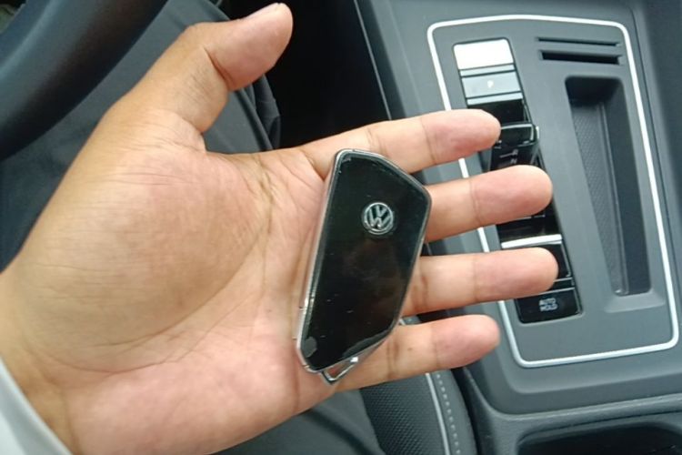 Volkswagen Golf 2021 car image #10