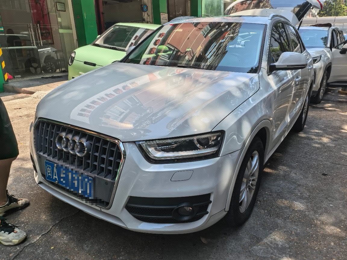 Audi Q3 2015 Audi Q3 2015 car image